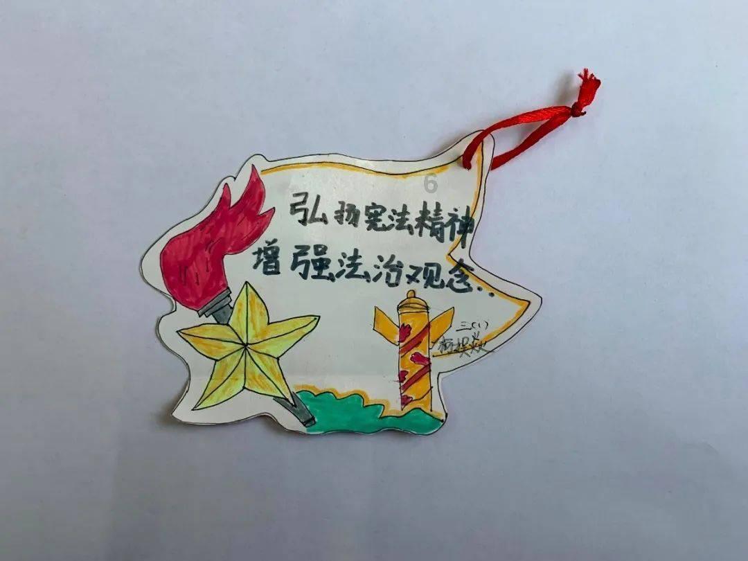 救援受困的长颈鹿